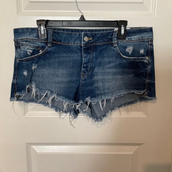 Zara Pants - Zara Trafaluc Distressed Jean Shorts - Dark‎ Wash - Size 10